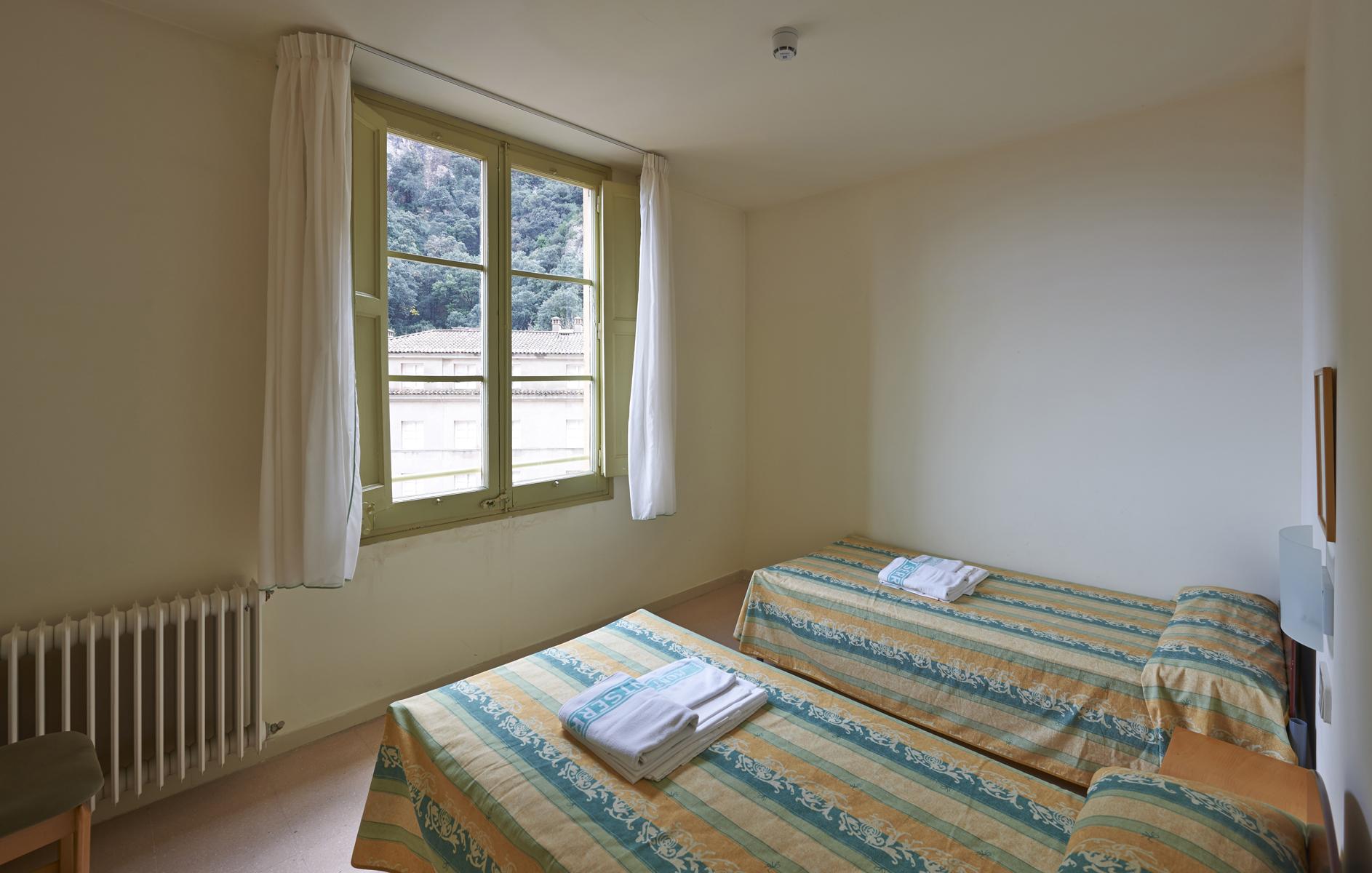 Apartamentos Montserrat Abat Marcet מראה חיצוני תמונה